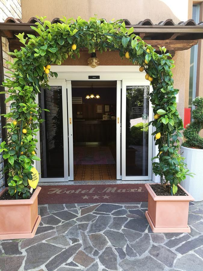 Residence Hotel Maxi Limone sul Garda Εξωτερικό φωτογραφία